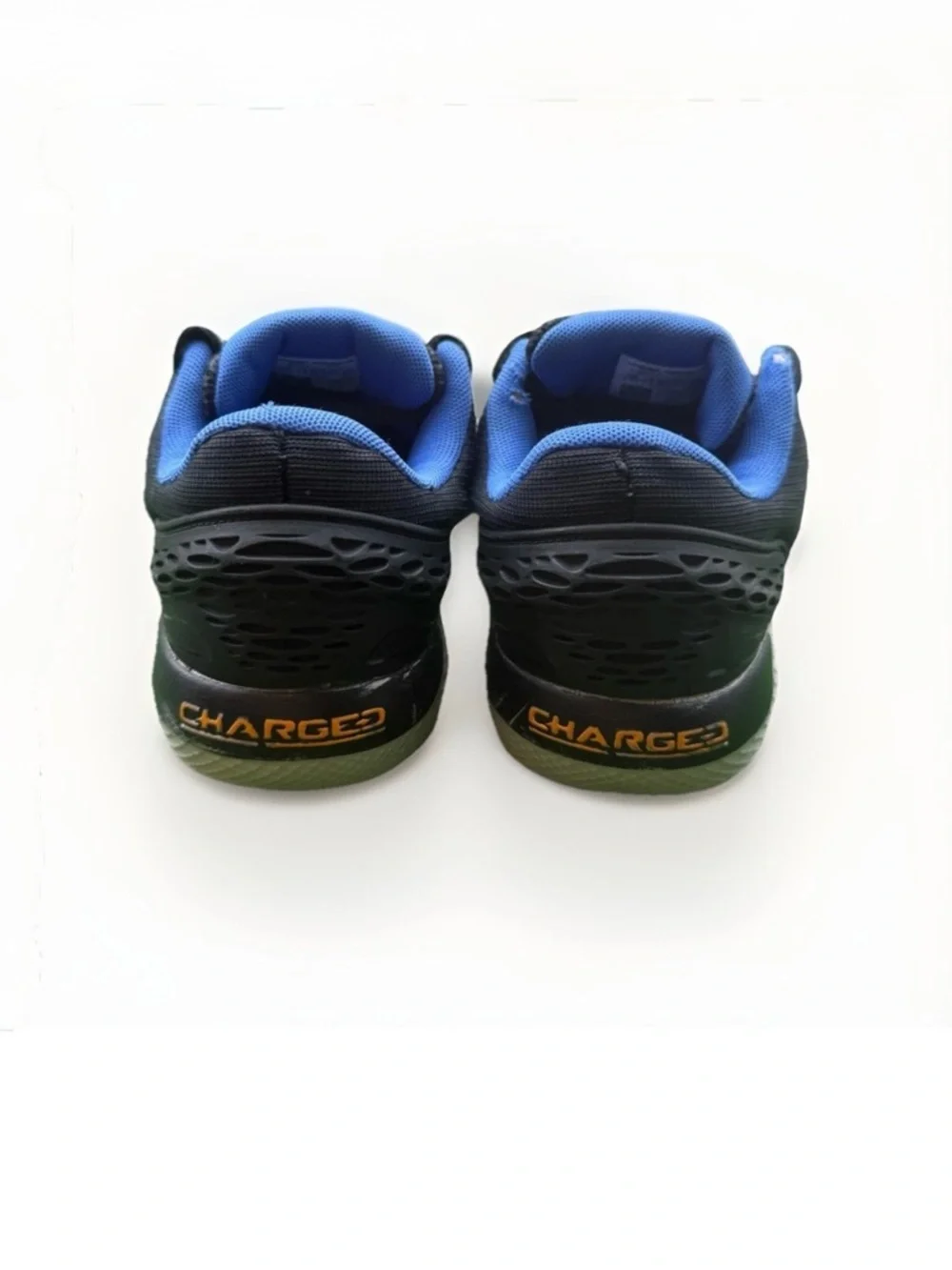 Under Armour Charged Rogue Boys’ Sneakers Mesh Black Blue Gold US 4.5Y